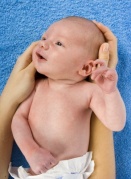Sucha skóra u dziecka i niemowląt - jak ją nawilżyć